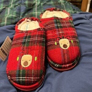 Reindeer slippers size 7.5. NWT plaid Christmas. House shoes indoor/outdoor